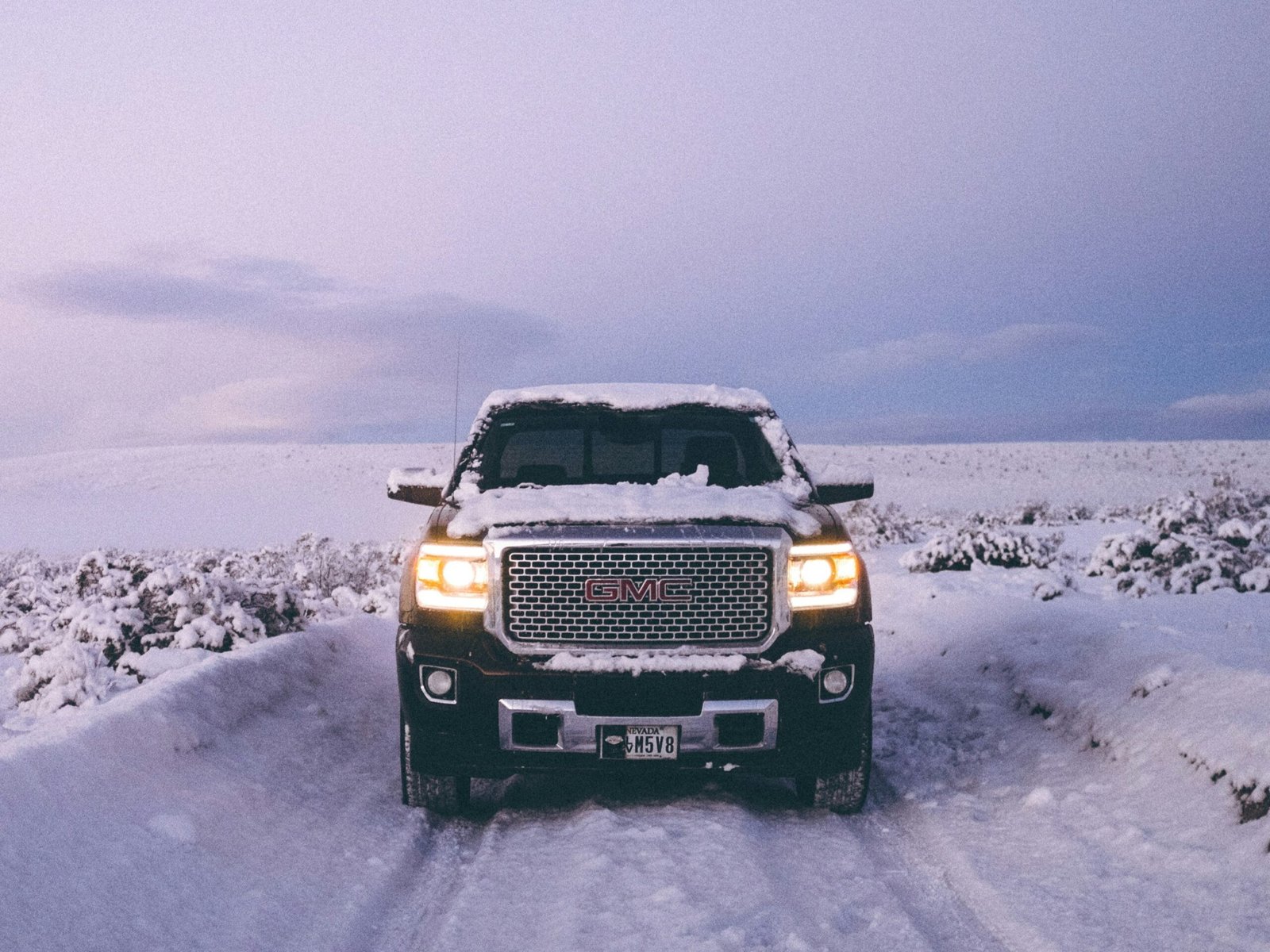 wesley-tingey-laGs7THuzjY-unsplash